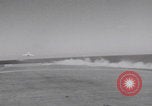 Standbild Flugzeugträger USS Hancock im Vietnamkrieg Vietnam, 1965, aus Sekunde 18 historischem Filmmaterial Videoclip 65675079558
