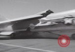 Standbild Flugzeugträger USS Hancock im Vietnamkrieg Vietnam, 1965, aus Sekunde 26 historischem Filmmaterial Videoclip 65675079558
