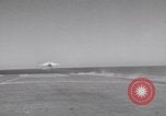 Standbild Flugzeugträger USS Hancock im Vietnamkrieg Vietnam, 1965, aus Sekunde 31 historischem Filmmaterial Videoclip 65675079558