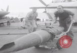 Standbild Flugzeugträger USS Hancock im Vietnamkrieg Vietnam, 1965, aus Sekunde 35 historischem Filmmaterial Videoclip 65675079558