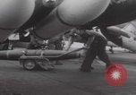 Standbild Flugzeugträger USS Hancock im Vietnamkrieg Vietnam, 1965, aus Sekunde 45 historischem Filmmaterial Videoclip 65675079558