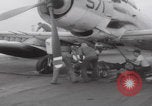 Standbild Flugzeugträger USS Hancock im Vietnamkrieg Vietnam, 1965, aus Sekunde 56 historischem Filmmaterial Videoclip 65675079558