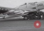Standbild Vietnamkrieg Flugzeugträger USS Hancock Vietnam, 1965, aus Sekunde 50 historischem Filmmaterial Videoclip 65675079559