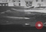 Standbild Brand der USS Forrestal im Golf von Tonkin Golf von Tonkin, Vietnam, 1967, aus Sekunde 4 historischem Filmmaterial Videoclip 65675079560