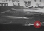 Standbild Brand der USS Forrestal im Golf von Tonkin Golf von Tonkin, Vietnam, 1967, aus Sekunde 7 historischem Filmmaterial Videoclip 65675079560