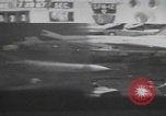 Standbild Brand der USS Forrestal im Golf von Tonkin Golf von Tonkin, Vietnam, 1967, aus Sekunde 8 historischem Filmmaterial Videoclip 65675079560