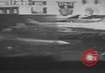 Standbild Brand der USS Forrestal im Golf von Tonkin Golf von Tonkin, Vietnam, 1967, aus Sekunde 11 historischem Filmmaterial Videoclip 65675079560