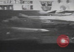 Standbild Brand der USS Forrestal im Golf von Tonkin Golf von Tonkin, Vietnam, 1967, aus Sekunde 12 historischem Filmmaterial Videoclip 65675079560