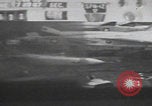 Standbild Brand der USS Forrestal im Golf von Tonkin Golf von Tonkin, Vietnam, 1967, aus Sekunde 23 historischem Filmmaterial Videoclip 65675079560