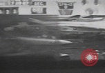 Standbild Brand der USS Forrestal im Golf von Tonkin Golf von Tonkin, Vietnam, 1967, aus Sekunde 25 historischem Filmmaterial Videoclip 65675079560