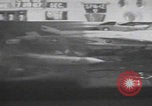 Standbild Brand der USS Forrestal im Golf von Tonkin Golf von Tonkin, Vietnam, 1967, aus Sekunde 28 historischem Filmmaterial Videoclip 65675079560