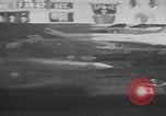 Standbild Brand der USS Forrestal im Golf von Tonkin Golf von Tonkin, Vietnam, 1967, aus Sekunde 29 historischem Filmmaterial Videoclip 65675079560