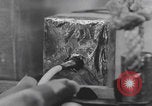 Standbild Komponenten der japanischen Fu-Go-Papierballonbombe United States USA, 1944, aus Sekunde 16 historischem Filmmaterial Videoclip 65675079565