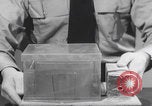 Standbild Komponenten der japanischen Fu-Go-Papierballonbombe United States USA, 1944, aus Sekunde 34 historischem Filmmaterial Videoclip 65675079565