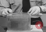 Standbild Komponenten der japanischen Fu-Go-Papierballonbombe United States USA, 1944, aus Sekunde 46 historischem Filmmaterial Videoclip 65675079565