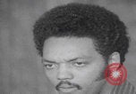 Standbild Predigt des afroamerikanischen Pfarrers Jesse Jackson Chicago Illinois USA, 1970, aus Sekunde 21 historischem Filmmaterial Videoclip 65675079569
