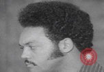 Standbild Predigt des afroamerikanischen Pfarrers Jesse Jackson Chicago Illinois USA, 1970, aus Sekunde 24 historischem Filmmaterial Videoclip 65675079569