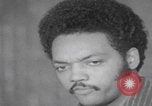 Standbild Predigt des afroamerikanischen Pfarrers Jesse Jackson Chicago Illinois USA, 1970, aus Sekunde 31 historischem Filmmaterial Videoclip 65675079569