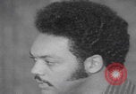 Standbild Predigt des afroamerikanischen Pfarrers Jesse Jackson Chicago Illinois USA, 1970, aus Sekunde 36 historischem Filmmaterial Videoclip 65675079569