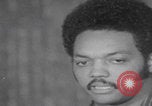 Standbild Predigt des afroamerikanischen Pfarrers Jesse Jackson Chicago Illinois USA, 1970, aus Sekunde 47 historischem Filmmaterial Videoclip 65675079569