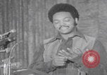 Standbild Predigt des afroamerikanischen Pfarrers Jesse Jackson Chicago Illinois USA, 1970, aus Sekunde 54 historischem Filmmaterial Videoclip 65675079569