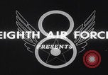 Standbild USAAF bombardiert Ölraffinerien in Ploesti Rumänien Ploiesti, Rumänien, 1944, aus Sekunde 9 historischem Filmmaterial Videoclip 65675079573