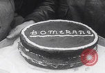 Standbild B-24D Liberator Bomerang Abschiedsparty England Vereinigtes Königreich, 1944, aus Sekunde 27 historischem Filmmaterial Videoclip 65675079574