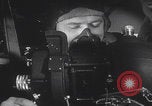 Standbild Bombenangriff der USAAF auf eine B-24 Liberator Europa, 1943, aus Sekunde 7 historischem Filmmaterial Videoclip 65675079577