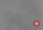 Standbild Bombenangriff der USAAF auf eine B-24 Liberator Europa, 1943, aus Sekunde 34 historischem Filmmaterial Videoclip 65675079577