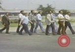 Standbild Marsch der Vereinigten Klans von Amerika Mobile Alabama USA, 1977, aus Sekunde 3 historischem Filmmaterial Videoclip 65675079578