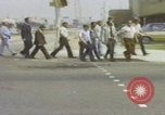 Standbild Marsch der Vereinigten Klans von Amerika Mobile Alabama USA, 1977, aus Sekunde 8 historischem Filmmaterial Videoclip 65675079578