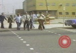 Standbild Marsch der Vereinigten Klans von Amerika Mobile Alabama USA, 1977, aus Sekunde 10 historischem Filmmaterial Videoclip 65675079578
