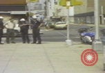 Standbild Marsch der Vereinigten Klans von Amerika Mobile Alabama USA, 1977, aus Sekunde 27 historischem Filmmaterial Videoclip 65675079578