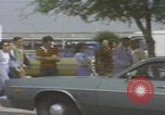 Standbild Marsch der Vereinigten Klans von Amerika Mobile Alabama USA, 1977, aus Sekunde 38 historischem Filmmaterial Videoclip 65675079578