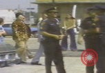 Standbild Marsch der Vereinigten Klans von Amerika Mobile Alabama USA, 1977, aus Sekunde 45 historischem Filmmaterial Videoclip 65675079578