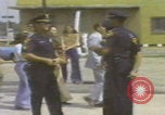 Standbild Marsch der Vereinigten Klans von Amerika Mobile Alabama USA, 1977, aus Sekunde 46 historischem Filmmaterial Videoclip 65675079578