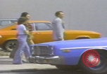 Standbild Marsch der Vereinigten Klans von Amerika Mobile Alabama USA, 1977, aus Sekunde 52 historischem Filmmaterial Videoclip 65675079578
