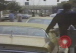 Standbild Marsch der Vereinigten Klans von Amerika Mobile Alabama USA, 1977, aus Sekunde 53 historischem Filmmaterial Videoclip 65675079578