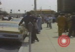 Standbild Marsch der Vereinigten Klans von Amerika Mobile Alabama USA, 1977, aus Sekunde 56 historischem Filmmaterial Videoclip 65675079578