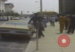 Standbild Marsch der Vereinigten Klans von Amerika Mobile Alabama USA, 1977, aus Sekunde 57 historischem Filmmaterial Videoclip 65675079578