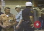 Standbild Marsch der Vereinigten Klans von Amerika Mobile Alabama USA, 1977, aus Sekunde 61 historischem Filmmaterial Videoclip 65675079578