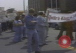 Standbild Marsch der Vereinigten Klans von Amerika Mobile Alabama USA, 1977, aus Sekunde 6 historischem Filmmaterial Videoclip 65675079579