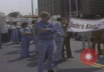 Standbild Marsch der Vereinigten Klans von Amerika Mobile Alabama USA, 1977, aus Sekunde 8 historischem Filmmaterial Videoclip 65675079579