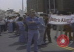 Standbild Marsch der Vereinigten Klans von Amerika Mobile Alabama USA, 1977, aus Sekunde 10 historischem Filmmaterial Videoclip 65675079579