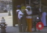 Standbild Marsch der Vereinigten Klans von Amerika Mobile Alabama USA, 1977, aus Sekunde 31 historischem Filmmaterial Videoclip 65675079579