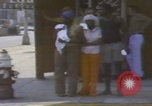 Standbild Marsch der Vereinigten Klans von Amerika Mobile Alabama USA, 1977, aus Sekunde 32 historischem Filmmaterial Videoclip 65675079579