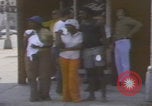 Standbild Marsch der Vereinigten Klans von Amerika Mobile Alabama USA, 1977, aus Sekunde 36 historischem Filmmaterial Videoclip 65675079579