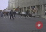 Standbild Demonstranten der United Klans of America in Mobile Alabama Mobile Alabama USA, 1977, aus Sekunde 6 historischem Filmmaterial Videoclip 65675079580