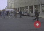 Standbild Demonstranten der United Klans of America in Mobile Alabama Mobile Alabama USA, 1977, aus Sekunde 10 historischem Filmmaterial Videoclip 65675079580