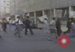 Standbild Demonstranten der United Klans of America in Mobile Alabama Mobile Alabama USA, 1977, aus Sekunde 23 historischem Filmmaterial Videoclip 65675079580